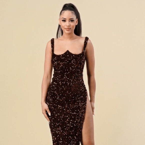 Brown Sequins Maxi Gown with High Slit - Picture 5 of 12